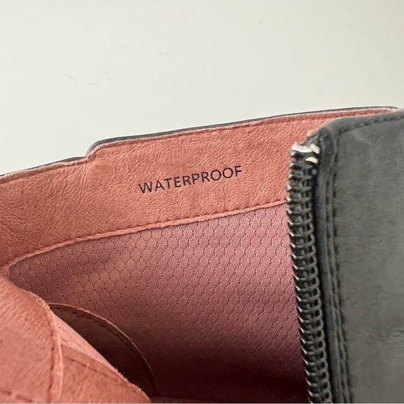 Dansko Women’s Serenity Black Waterproof Leather Ankle Boot Bootie 36 - Picture 9 of 14